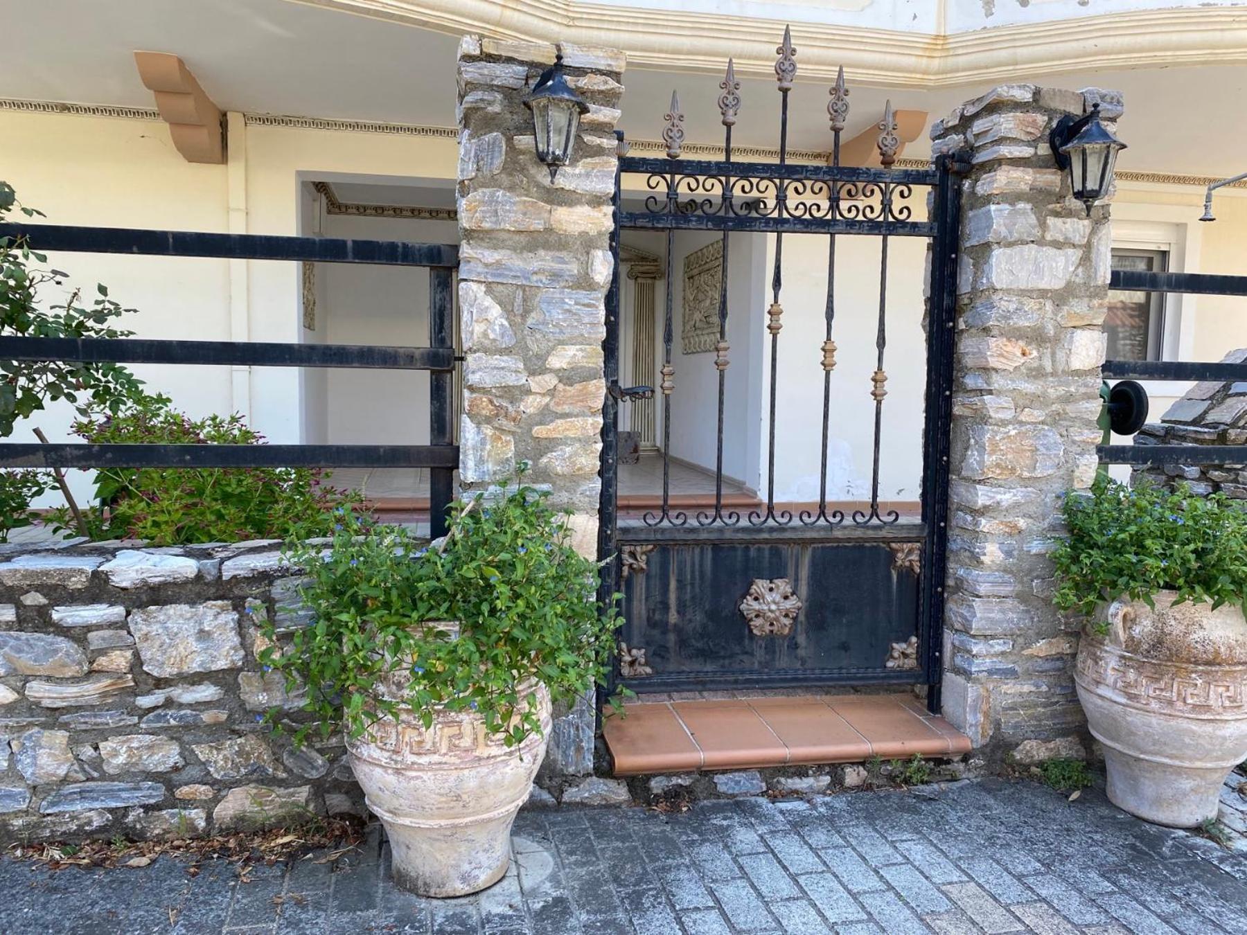 Roula Apartment Néoi Póroi Eksteriør bilde